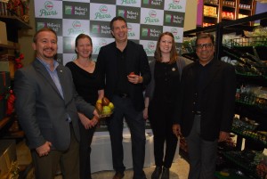 In Pic Sumit Saran, India Representative of USA Pears, Jeff Correa, International Marketing Director, Pear Bureau North West and Linsey Kennedy Pear Bureau North West.- By Global Prime News