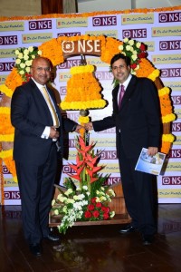 Left to Right  Dr. Arvind Lal (CMD, Dr. Lal Pathlabs Ltd.) and Dr. Om Manchanda (CEO, Dr. Lal Pathlabs Ltd.) ring the bell at NSE during listing.( Photo by GPN )