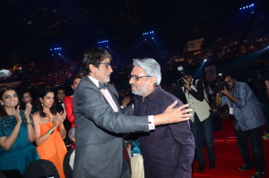 Amitabh Bachchan congratulating Sanjay Leela Bhansali
