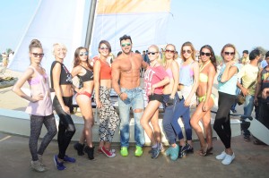 Sahil Khan with foreigners fitness-enthusiast