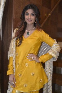 Shilpa Shetty at the store launch of Diagold in Mumbai