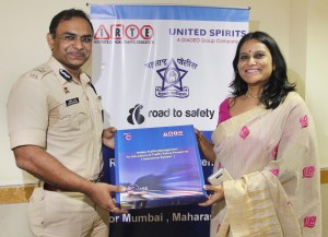 (L-R) Mr. Milind Bharambe, Joint Commissioner Police (IPS), Mumbai Traffic Police together with Ms. Abanti Sankaranarayanan, United Spirits Limited and Dr. Rohit Baluja, Institute of Road Traffic Education (IRTE) at the inauguration of the Road Safety campaign in Mumbai.  