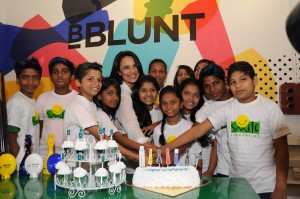 Adhuna Bhabani, Founder and Creative Director, BBLUNT celebrates Children's Day with Smile Foundation champs at BBLUNT Style Bar, Korum Mall - Photo by GPN Network