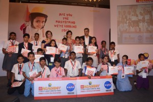 Raveena Tandon awards 20 of India's young masterminds as part of Seven Seas Academy, an initiative aiming to create awareness about brain development among children