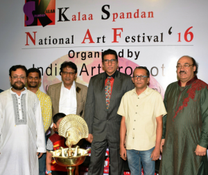 Actor Mukesh Rishi with Renowned Artist in Kalaa Spandan National Art Festival -PHOTO BY GPN NETWORK