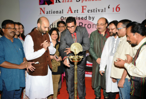 Actor Mukesh Rishi with Renowned Artist in Kalaa Spandan National Art Festival -PHOTO BY GPN NETWORK
