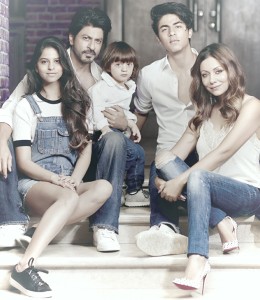 GAURI KHAN SRK FAMILY PIC-By GPN NERWORK Sachin Murdeshwar  