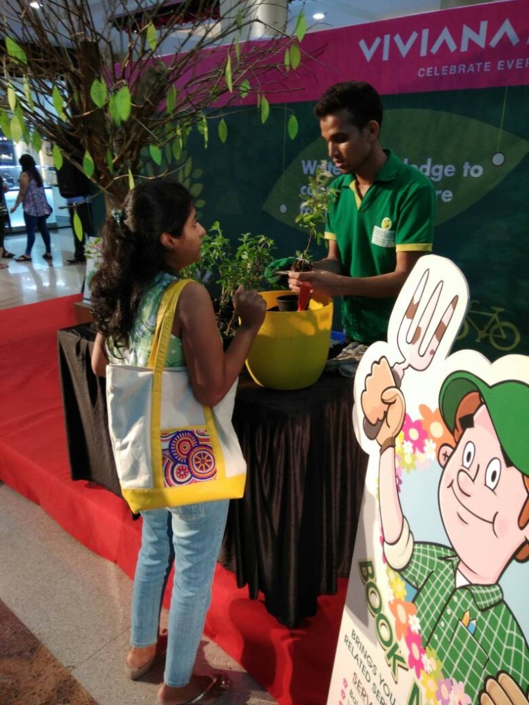 Customer attending special workshop organized at Viviana Mall to educate customers about how trees can be protected, soil quality, composting process, terrarium making sessions etc - GPN NETWORK. 