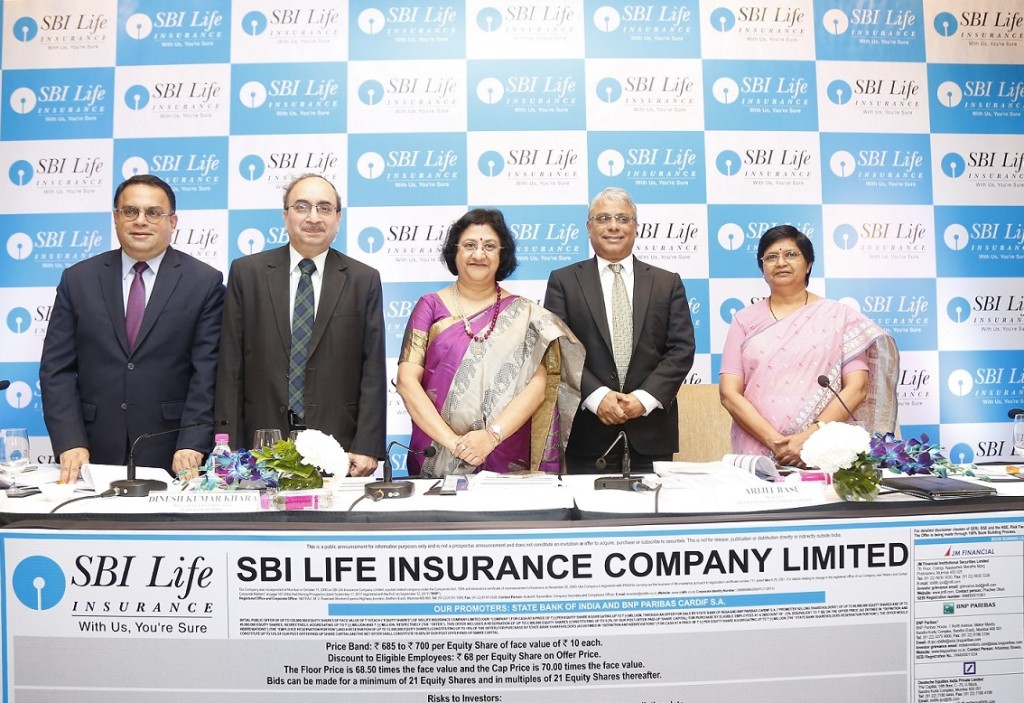 (L-R) Atul Mehra (JM Financial Institutional Securities Limited), Dinesh Kumar Khara (Managing Director, State Bank Group), Arundhati Bhattacharya (Chairman, State Bank Of India & SBI Life Insurance Co. Ltd), Arijit Basu (Managing Director & Chief Executive Officer, SBI Life Insurance Company Limited), and Varsha Purandare (SBI Capital Markets Limited) at the SBI Life Insurance IPO conference held in Mumbai on 13th September 2017. - Photo By Sachin Murdeshwar GPN NERWORK