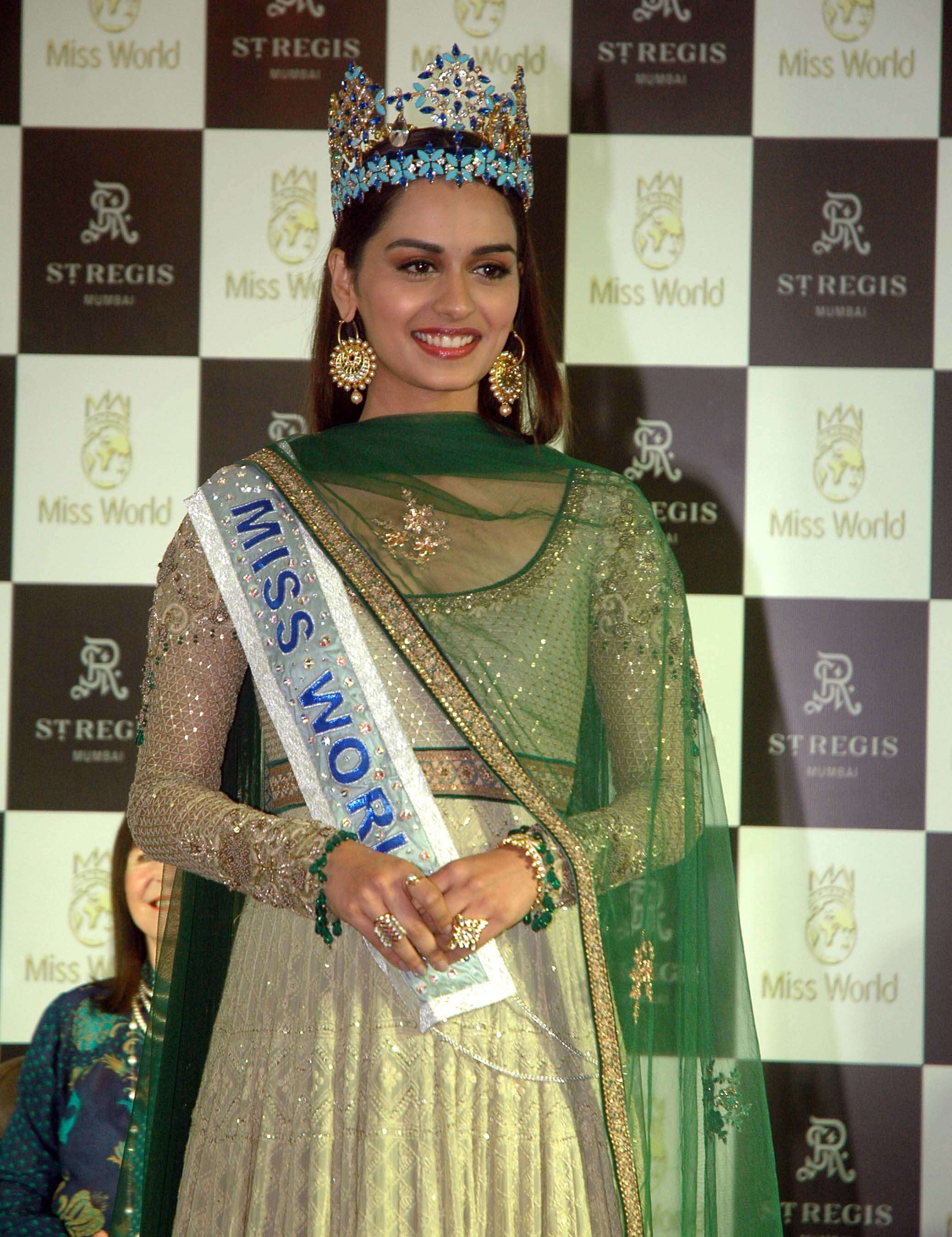 Mumbai : Miss World 2017 Manushi Chhillar at a press conference in Mumbai on Monday. - Photo By Sachin Murdeshwar GPN /27.11.2017