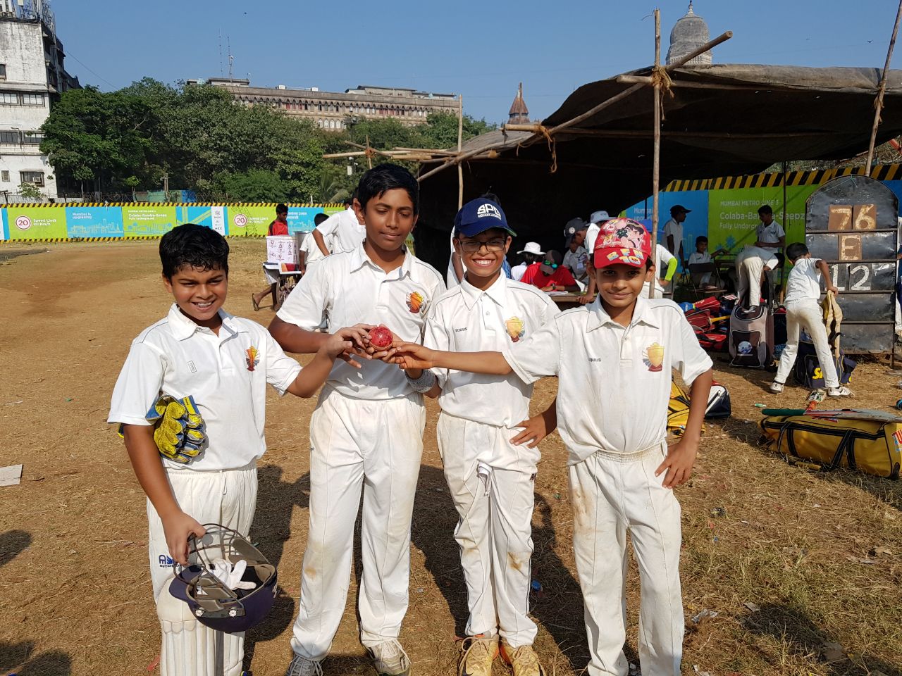 Centurian Vedant Vaidya with his teammates - Photo By Sachin Murdeshwar GPN / 29.11.17