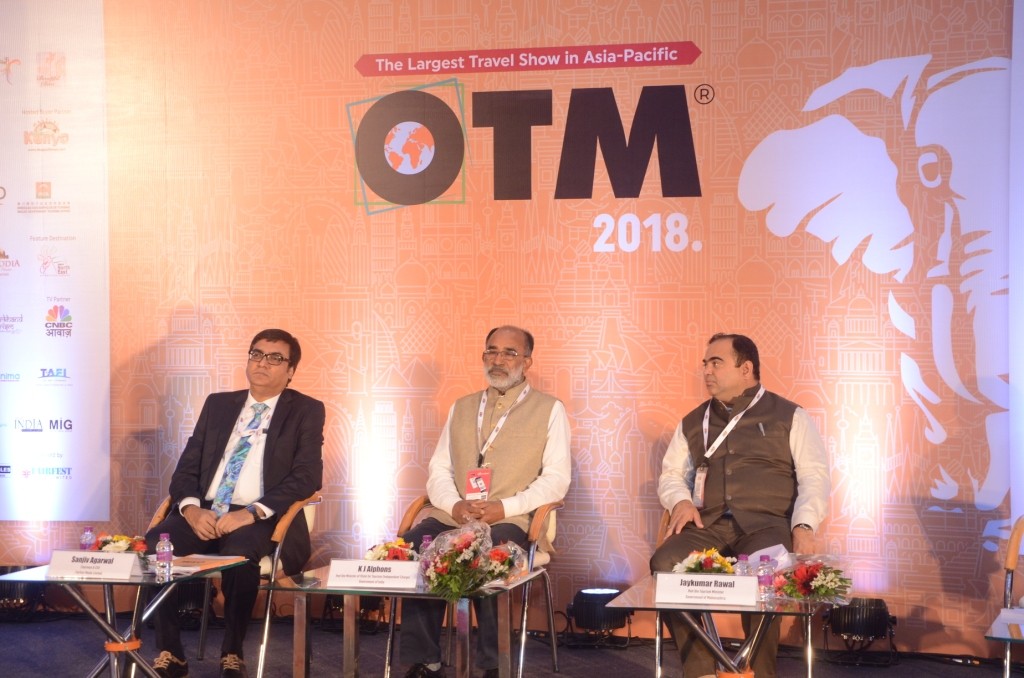 Left to Right  - Sanjiv Agarwal, Chairman and CEO, Fairfest Media Limited, Shri. K. J. Alphons, Minister of State (I/C) for Tourism, Government of India, & Jaykumar Rawal, Minister of Tourism, Government of Maharashtra - Photo By Sachin Murdeshwar GPN / 18.01.18