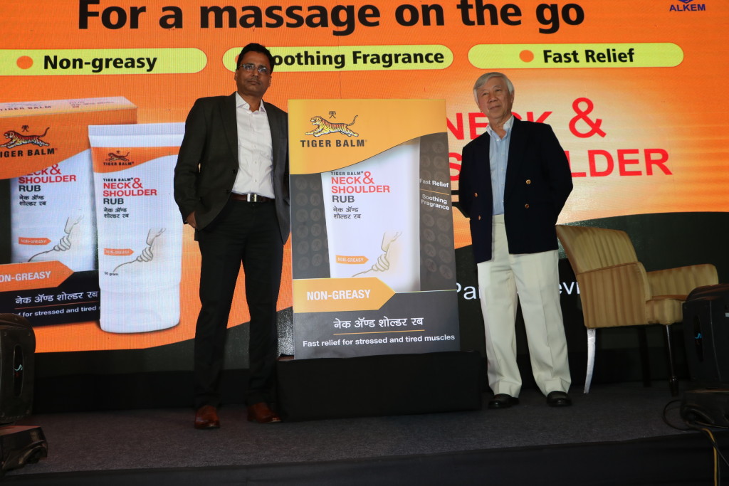 L to R - Mr. Mukesh Tiwari, Vice President, Sales & Marketing, Alkem Healthcare, Mr. A K Han, Executive Director of Haw Par Corporation Limited.- Photo By GPN