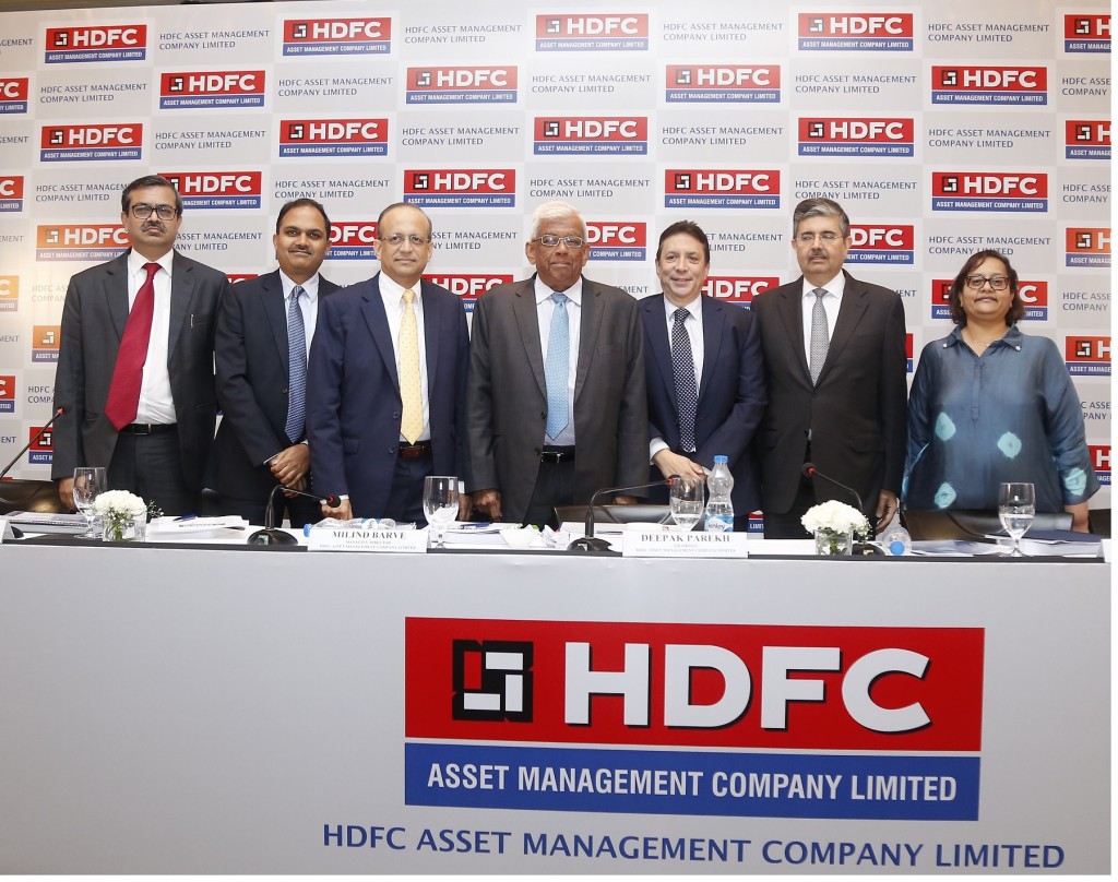 (L-R) Piyush Surana, Chief Financial Officer, HDFC Asset Management Company Limited; Prashant Jain, Executive Director & Chief Investment Officer, HDFC Asset Management Company Limited; Milind Barve, Managing Director, HDFC Asset Management Company Limited; Deepak Parekh, Chairman, HDFC Asset Management Company Limited; Keki Mistry, Director, HDFC Asset Management Company Limited; Uday Kotak, Kotak Mahindra; Kaku Nakhate, Bank Of America Merrill Lynch at the announcement of the HDFC AMC IPO - Photo By GPN