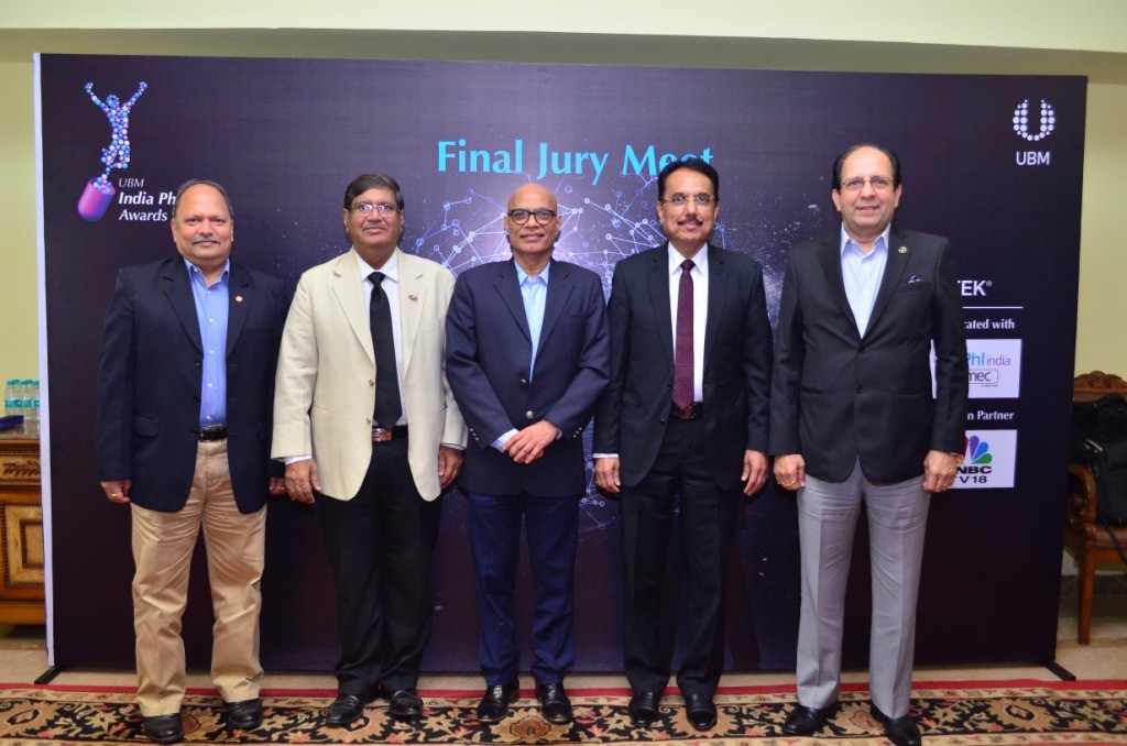 L-R : Sunil Bambarkar, Managing Director, Gattefosse India Pvt Ltd; Dr RB Smarta, Secretary, HADSA; Subodh Priolkar, CEO, Wincoat Colours & Coatings; S M Mudda, Director Global Strategy, Microlabs  and Lion Daara B. Patel, Secretary-General Indian Drug Manufacturers Association at the second and final round of jury selection for the India Pharma Awards