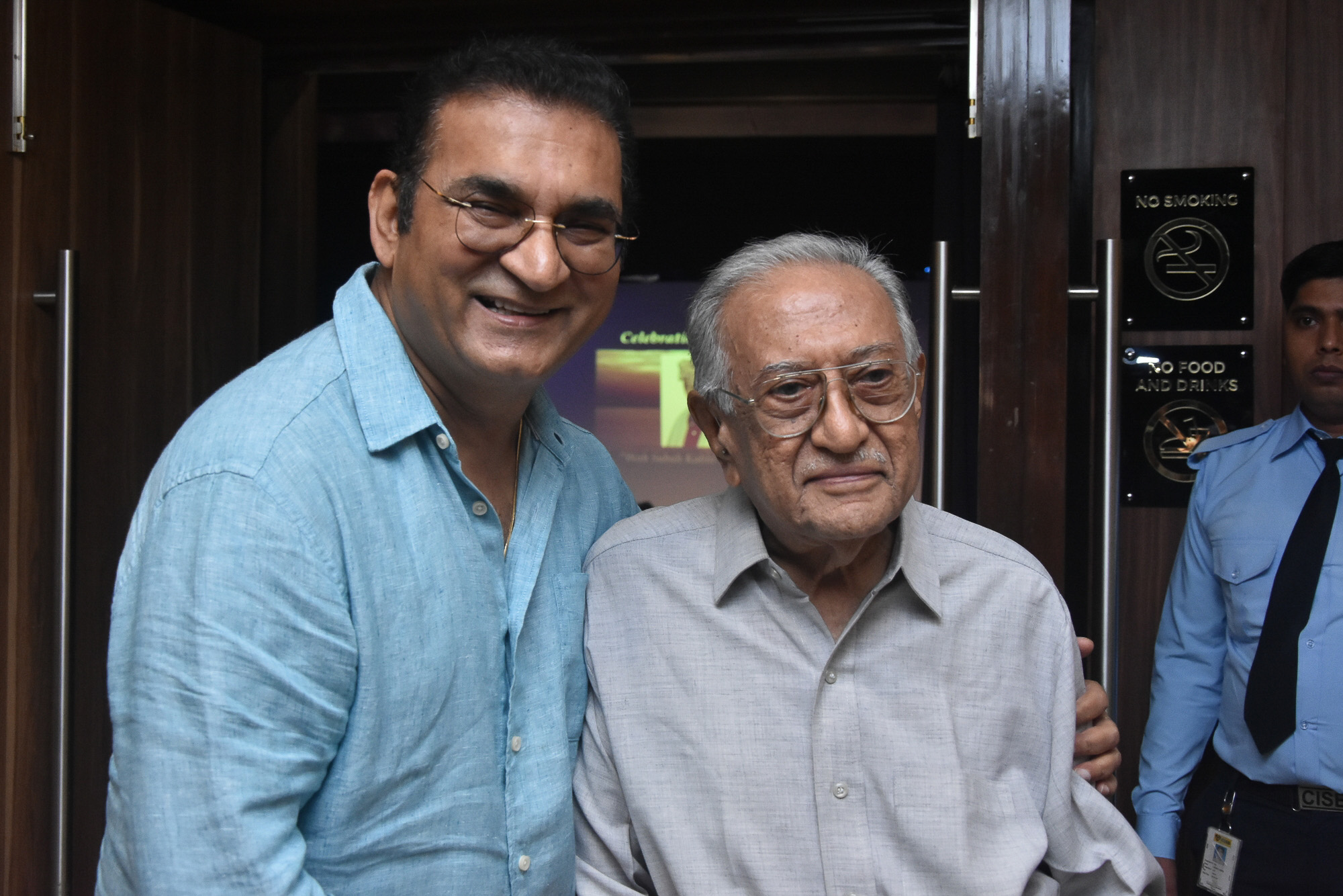 Abhijeet Bhattacharya with Aamin Sayani
