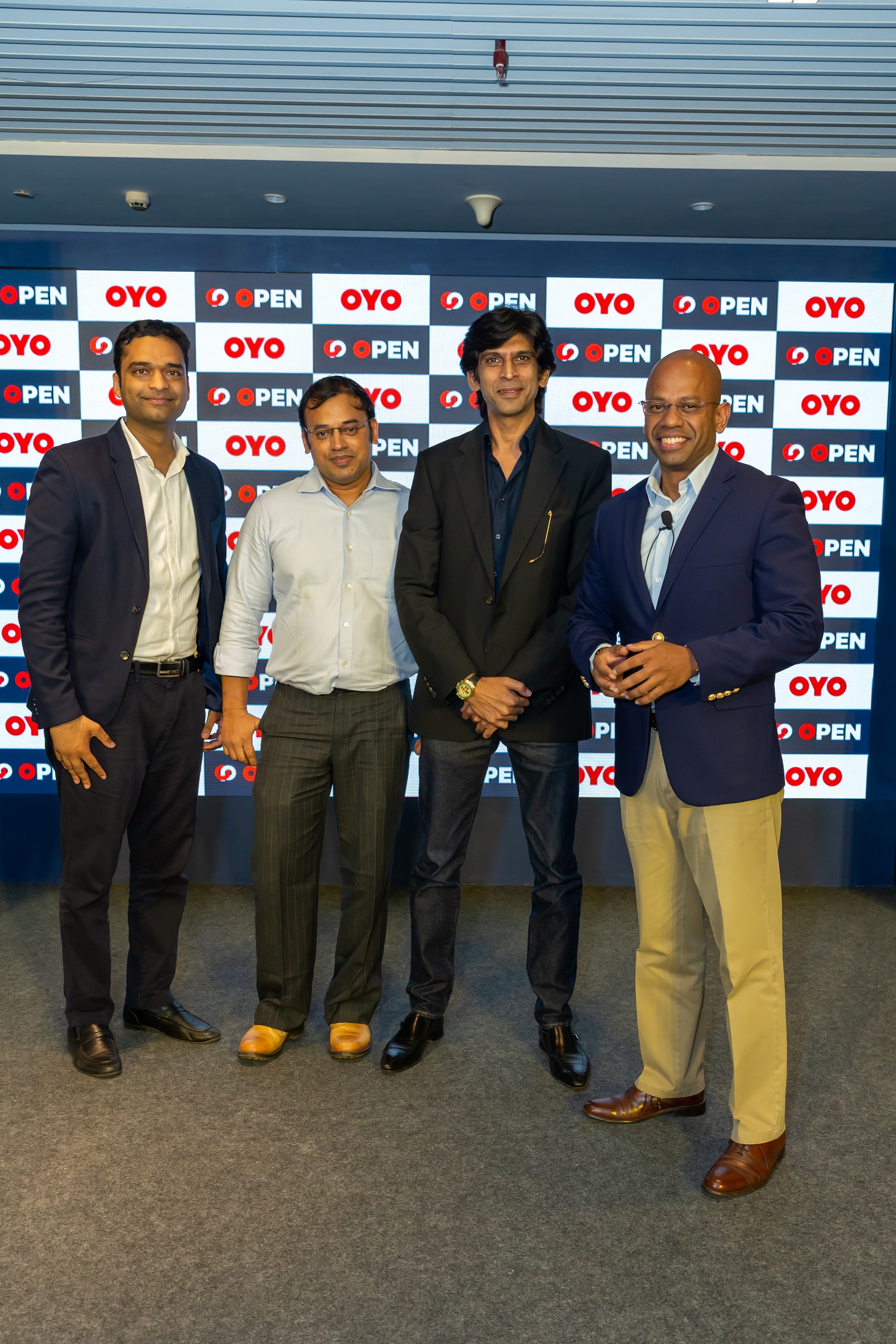 L to R - Mr Ayush Mathur, Chief Supply Officer at OYO Hotels & Homes, M...
