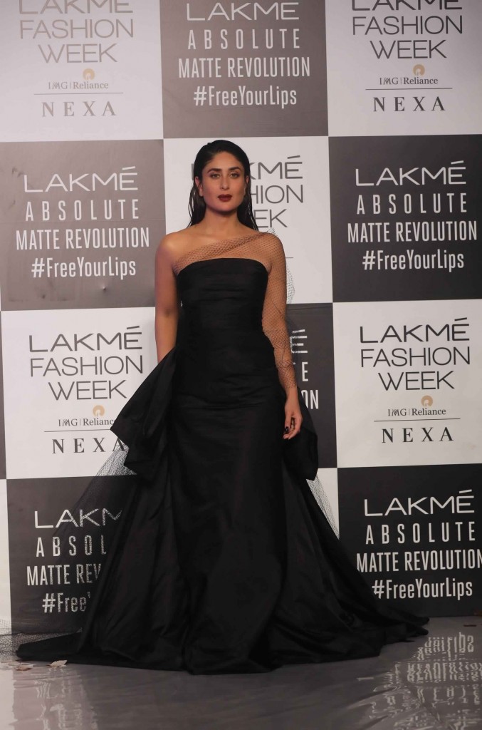 Lakme Brand Ambassador Kareena Kapoor Khan at Lakme Absolute Grand Finale for Gauri Nainika at Lakme Fashion Week Winter Festive 2019