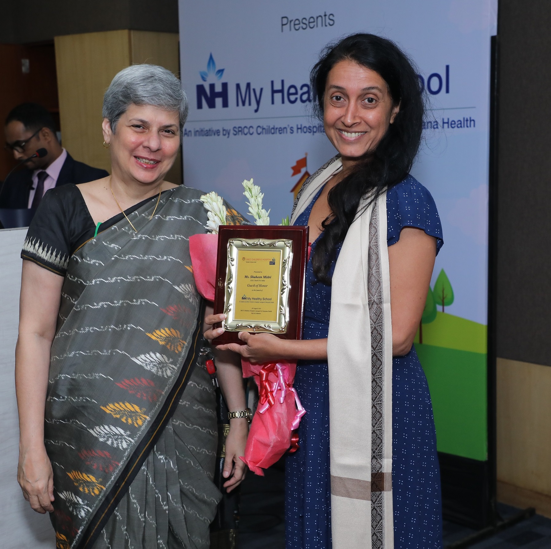 Ms Shaheen Mistri, CEO, Teach For India, was the Guest of Honour at the Symposium on Child’s mental health and lifestyle diseases, organised by Narayana Health SRCC Children’s Hospital at Haji Ali, Mumbai today. Ms Shaheen Mistri was felicitated by Dr Soonu Udani, Medical Director, Narayana Health SRCC Children’s Hospital - Photo By GPN