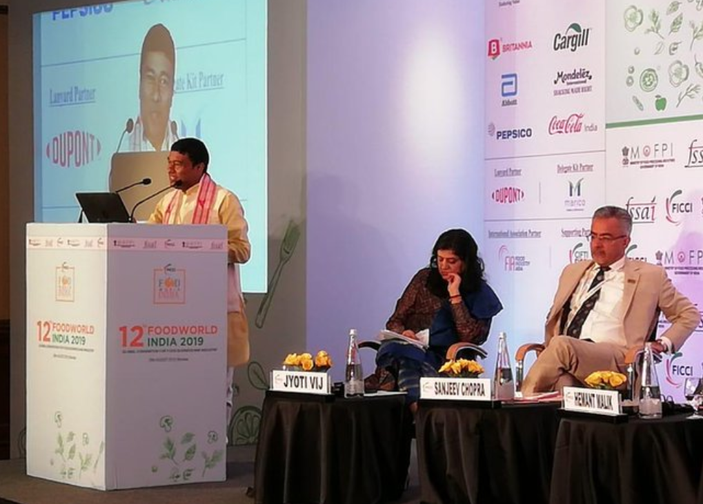 Mr.Rameshwar Teli, Minister of State for Food Processing Industries,GOI addressing the audience at ‘FICCI FOODWORLD INDIA 2019’ organized by FICCI, jointly with the Ministry of Food Processing Industries held today at The Leela, Andheri, Mumbai -Photo By Sachin Murdeshwar GPN 
