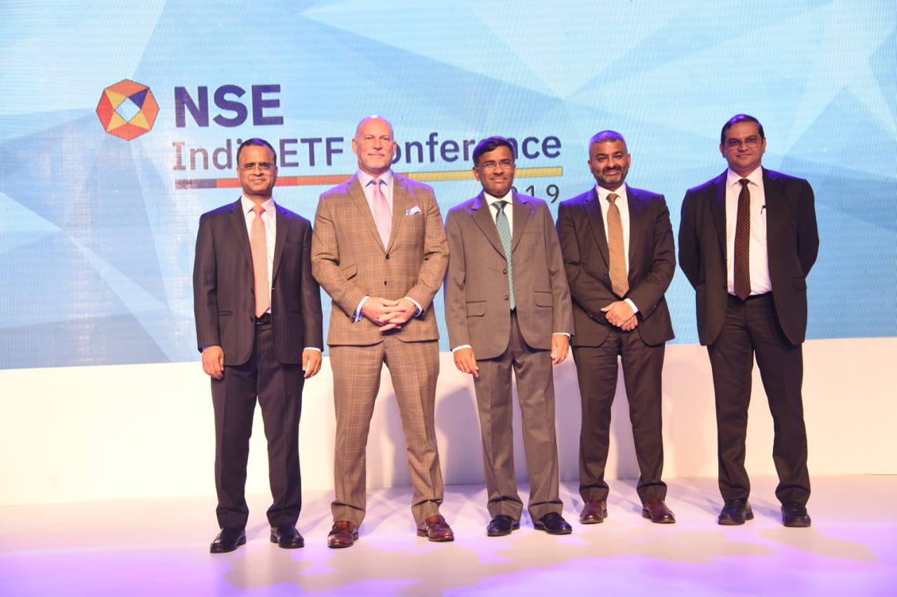 Mr. Vikram Limaye, MD & CEO, NSE, Mukesh Agarwal, CEO- NSE Indices Limited, Steven Hawkins, President & CEO- Horizons ETFs Management (Canada) Inc, Manooj Mistry, Head of ETFs and Index Investing - DWS, UK and Mr. Ravi Varanasi, Chief Business Development Officer, NSE. -Photo By GPN