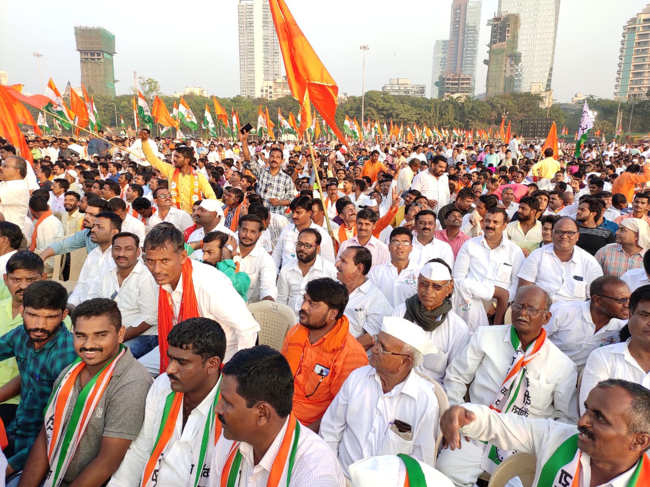 Crowd and Gathering at Shivaji Park today during the Oath Taking Swearing-In ceremony by Shiv Sena chief Uddhav Thackeray in Mumbai Today 28th November, Thursday 2019 - Photo By Sachin Murdeshwar GPN
