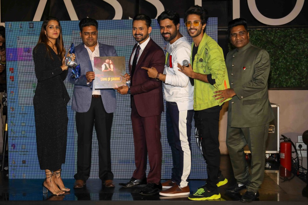Riya Kishanchandani, Shashank Thakur, Mayank Shekhar, Tirthraj Gadhvi, Gaurav Meena during the launch of SWAG DI SAWARI new single