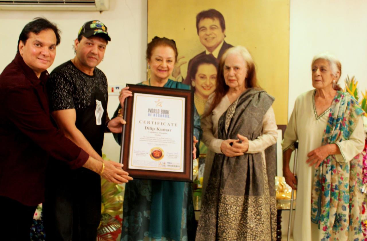 Padma Vibhushan Dilip Kumar(Legendary Thespian)of India gets felicitated by World Book of Records-London on his 97th Birthday (8)