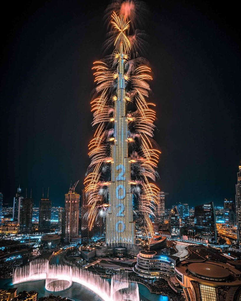 Dubai-Emaar_NYE_2020_2-1