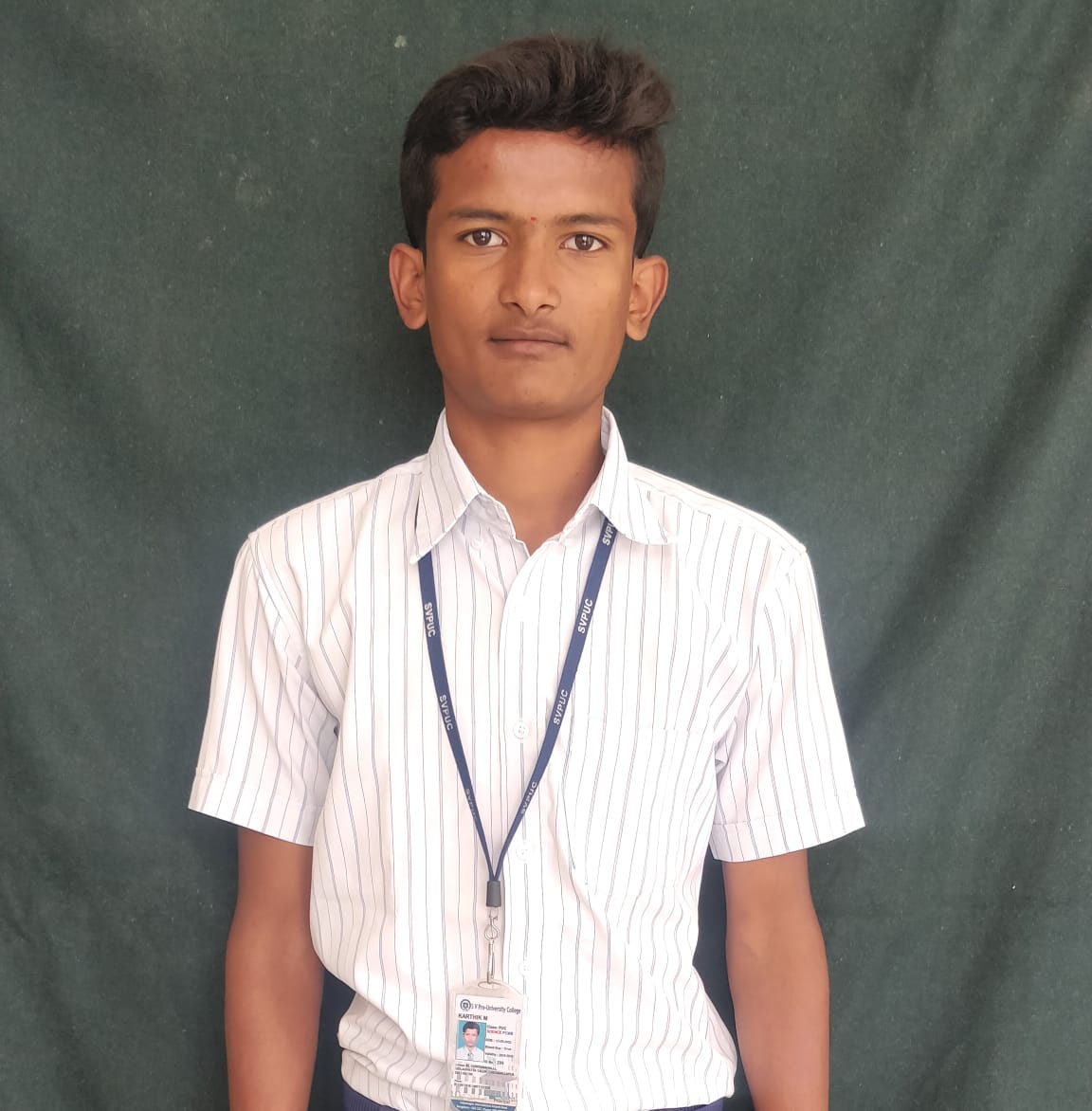 Karthik M., A student of Sri Venkateshwara PU College -Photo By GPN