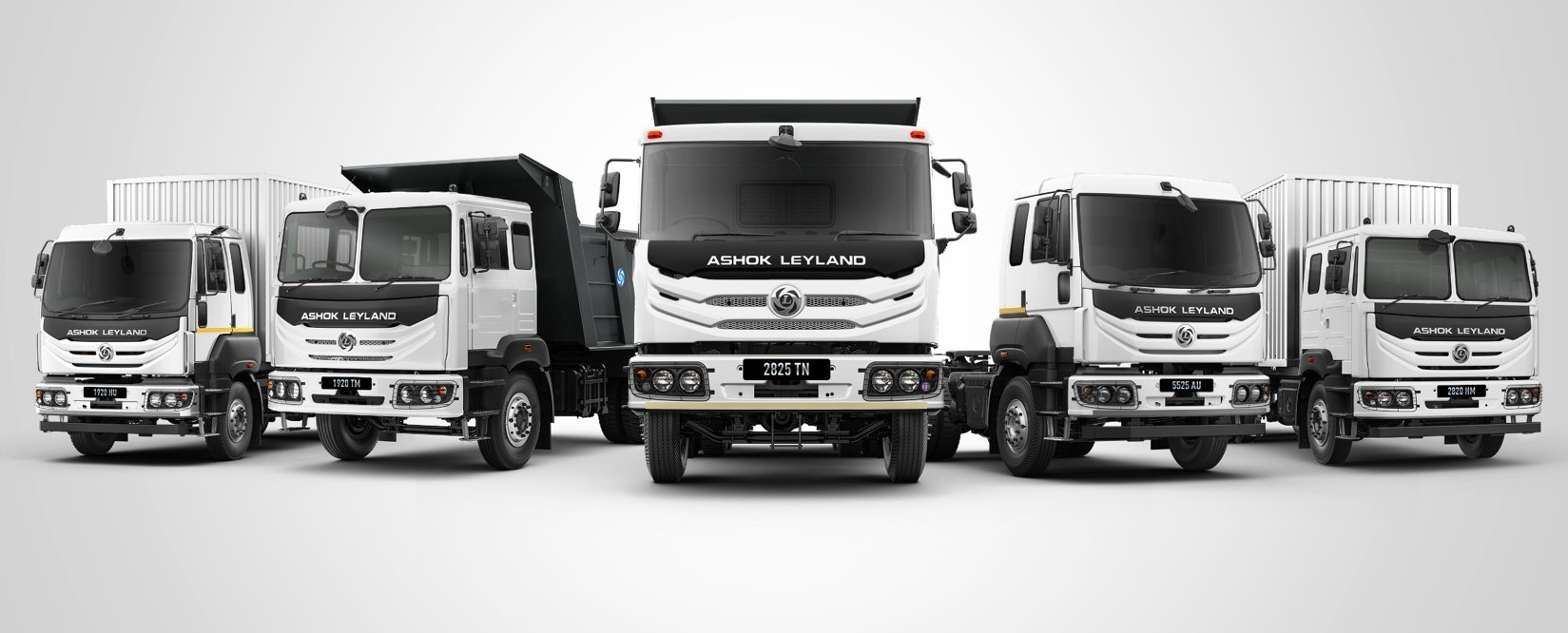 Ashok Leyland’s latest range, ‘AVTR’, delivered to customers in Thane -Photo By GPN
