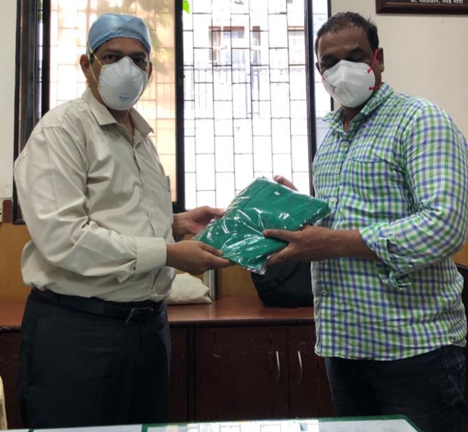 Donations of Operation Theatre Suits to G.T. Hospital by Yogi Divine ...