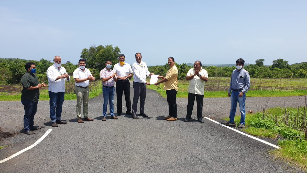 Twitter-Pic Mr. Suraj Dialani, CMD, Konkan Maritime Cluster, Goa Konkan Maritime Cluster Tweeted "heartfully thanks the members showing confidence in this Venture . We shall forever remain thanking @DrPramodPSawant Ji, @visrane Ji,Shri #AmitabhKumar Ji @dgship_goi ,Shri #GlenTiclo Ji, Shri #ParimalRai Ji for making this day possible"