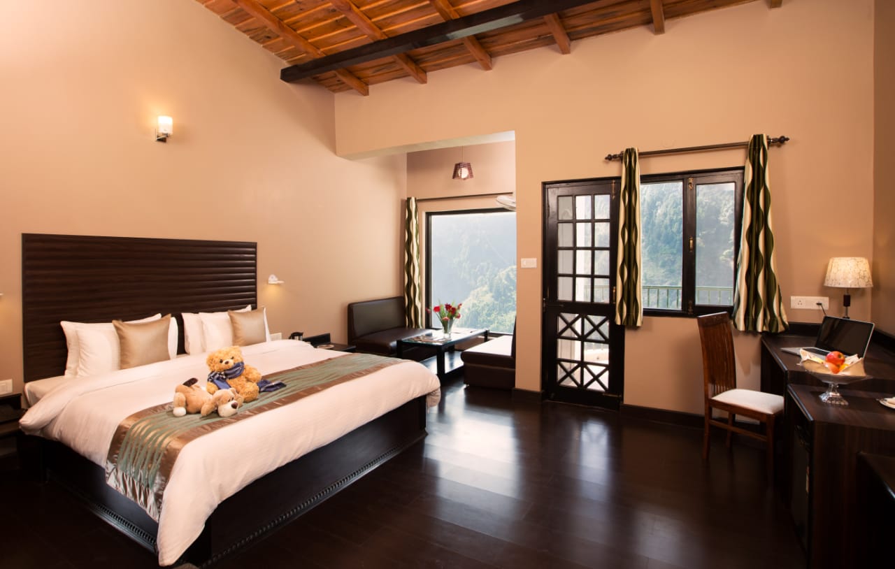 Sterling Nainital Delux Room -Photo By GPN