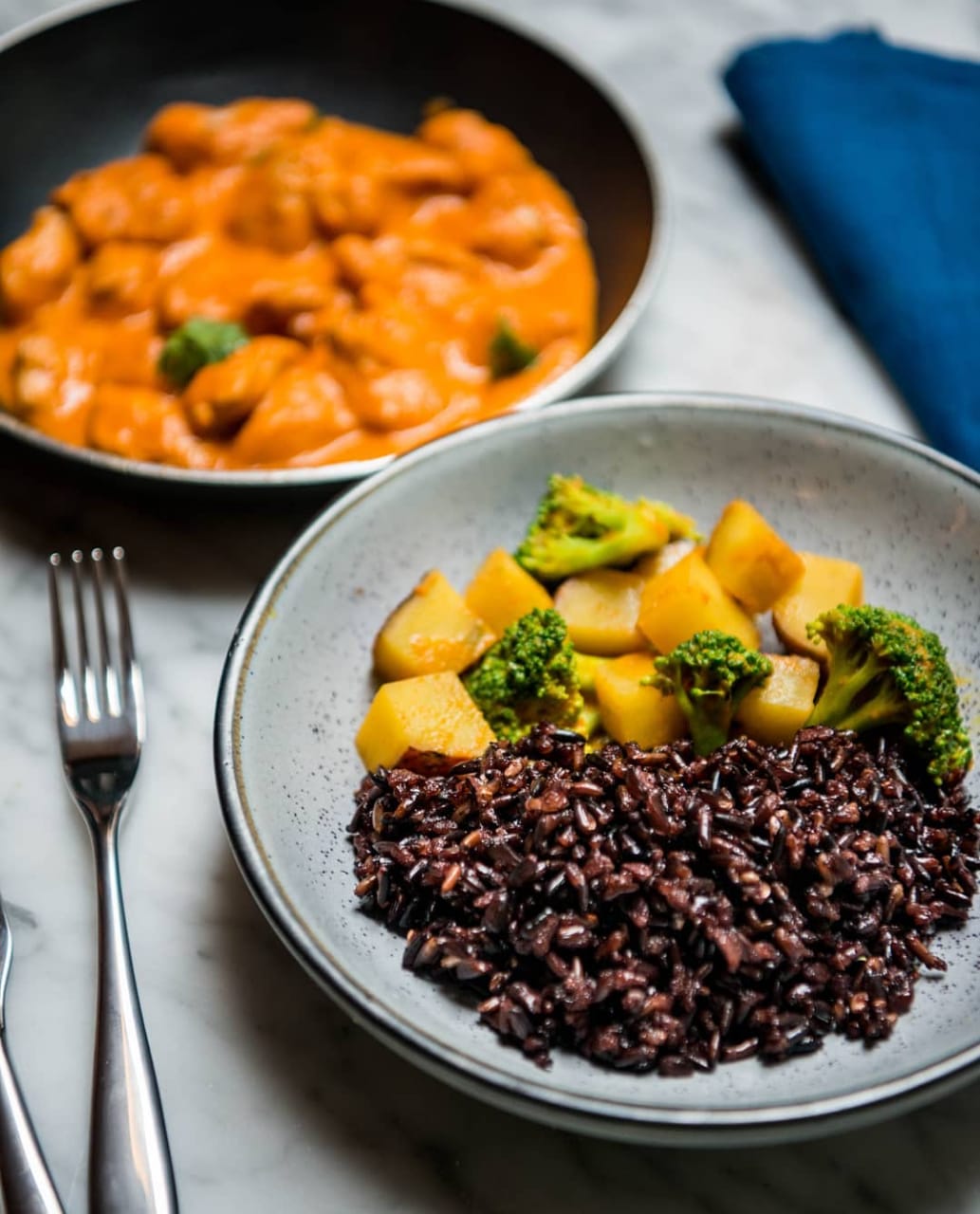 GOJI BERRY CHICKEN CURRY WITH BLACK RICE PILAF AND SAUTEED BROCCOLI- SWEET POTATO