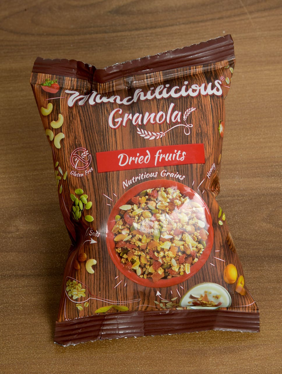 Munchilicious Granola, Dried Fruits (A Soch Foods LLP Product)