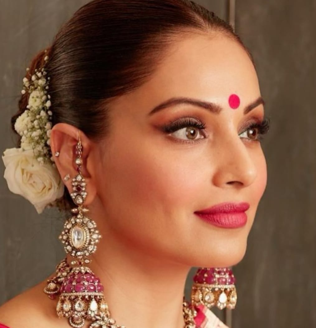 BIPASHA BASU - #I AM A CORONA SOLDIER, #ApnaDeshApnaMask, #ApnaMask