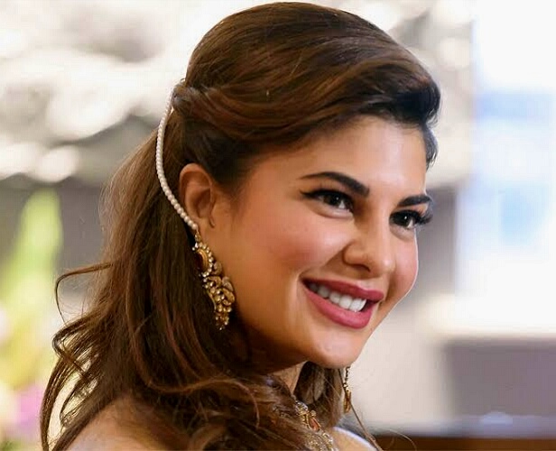 Actress Jacqueline Fernandez and Listerine® have the perfect solution to inspire everyone
