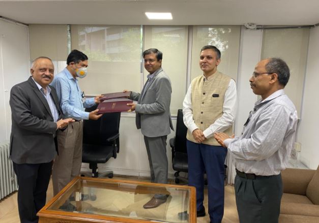 NTPC Vidyut Vyapar Nigam (NVVN) in pact with Greenko Energies to offer RTC bundled renewable power- Photo By GPN