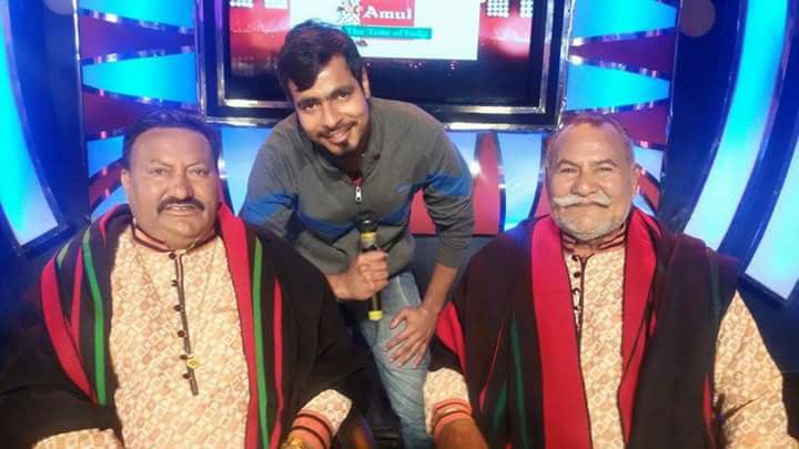 Jazzy B (Canadian Indian playback singer) at PTC Punjabi show_Left to Right hand Jazzy B (Canadian Indian playback singer) then Devendra Saini (Debu) -Photo By GPN