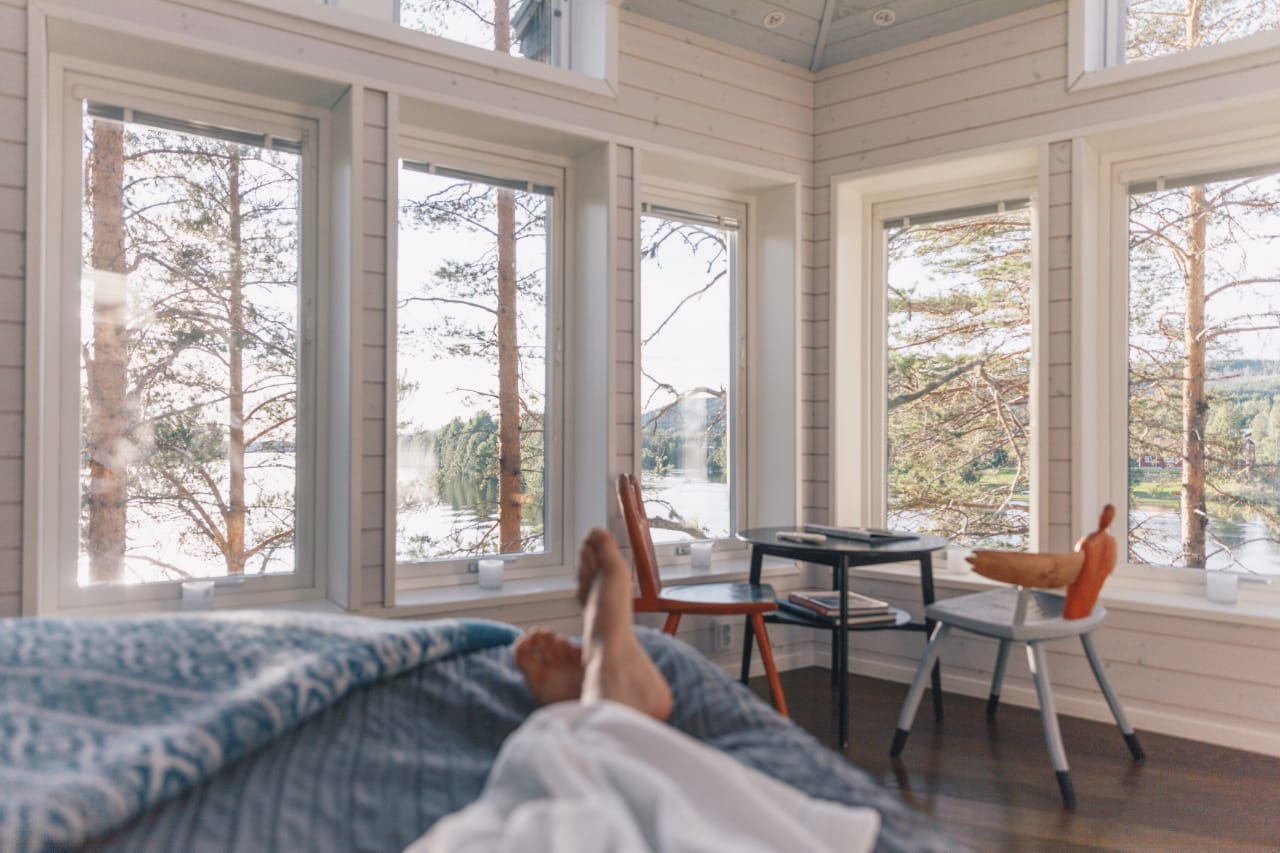 INSIDE TREE HOUSE