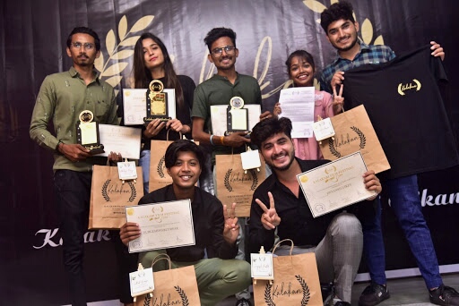 Winners with Mr. Rishi Nikam, the organizer of KALAKARI FILM FEST
