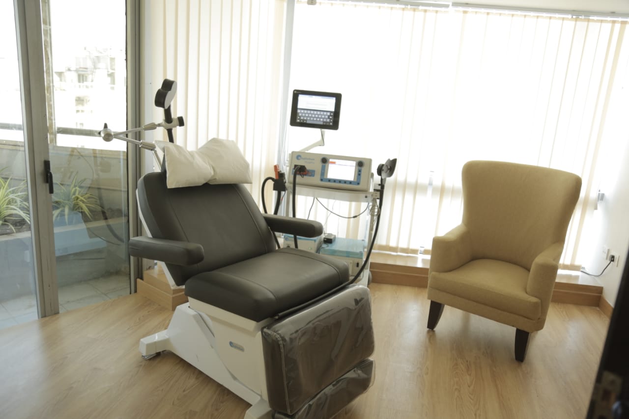 Transcranial Magnetic Stimulation Machine for treating depression, addiction and OCD