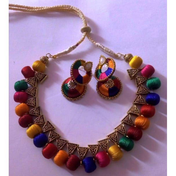 resham thread necklace