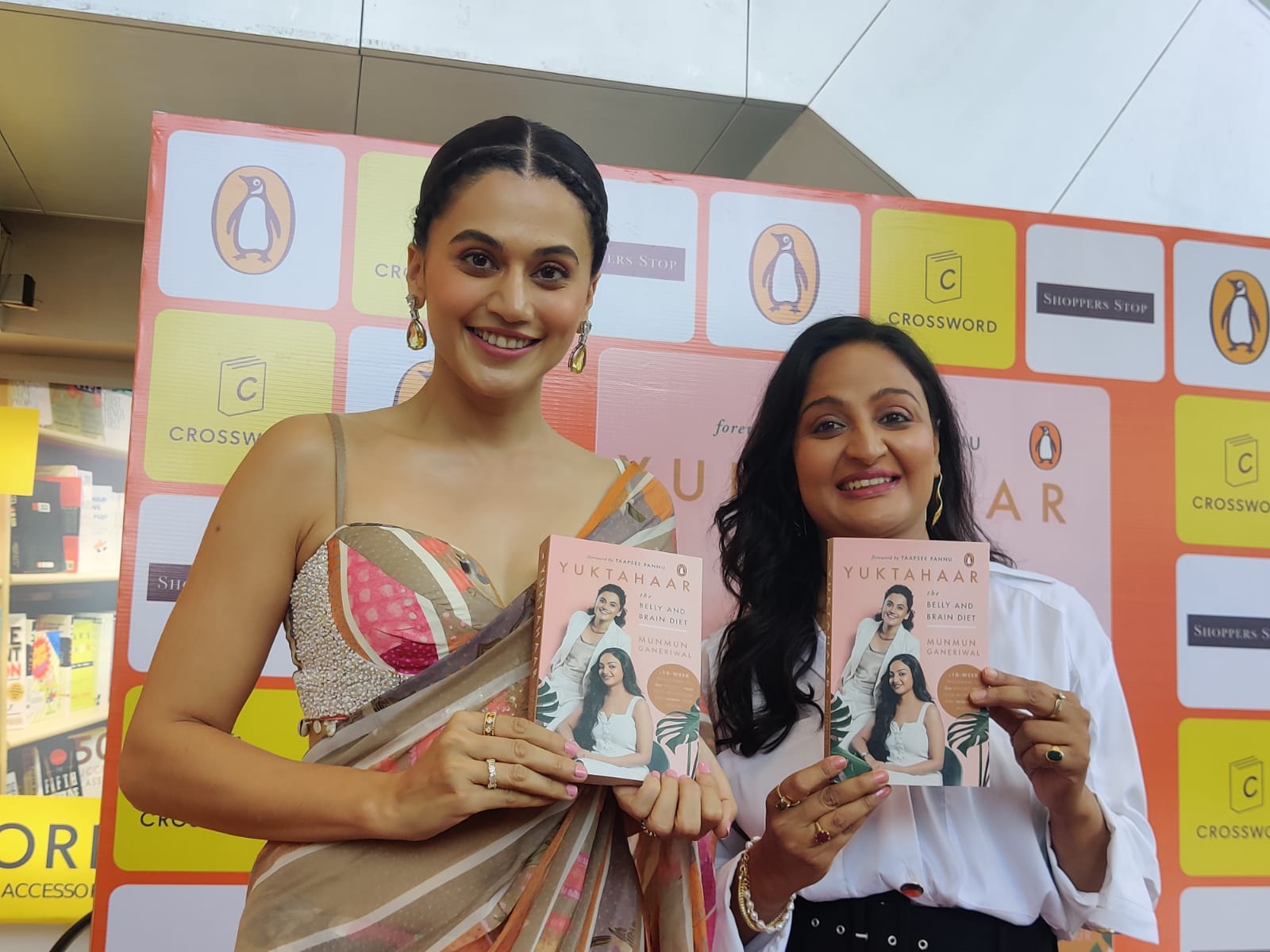 Book Yuktahaar The Belly And Brain Diet By Munmun Ganeriwal” Is Launched By Renowned Bollywood