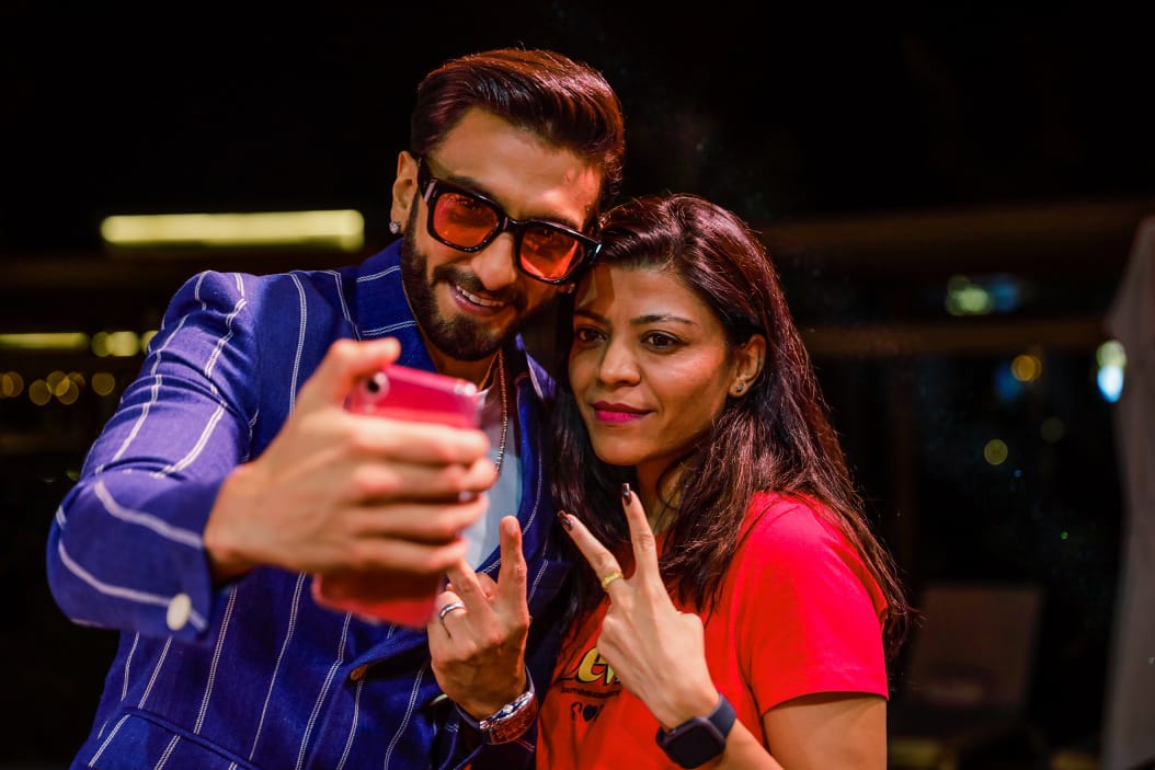 UAE: Ranveer Singh storms Abu Dhabi's Yas Island, sweeps fans off their feet