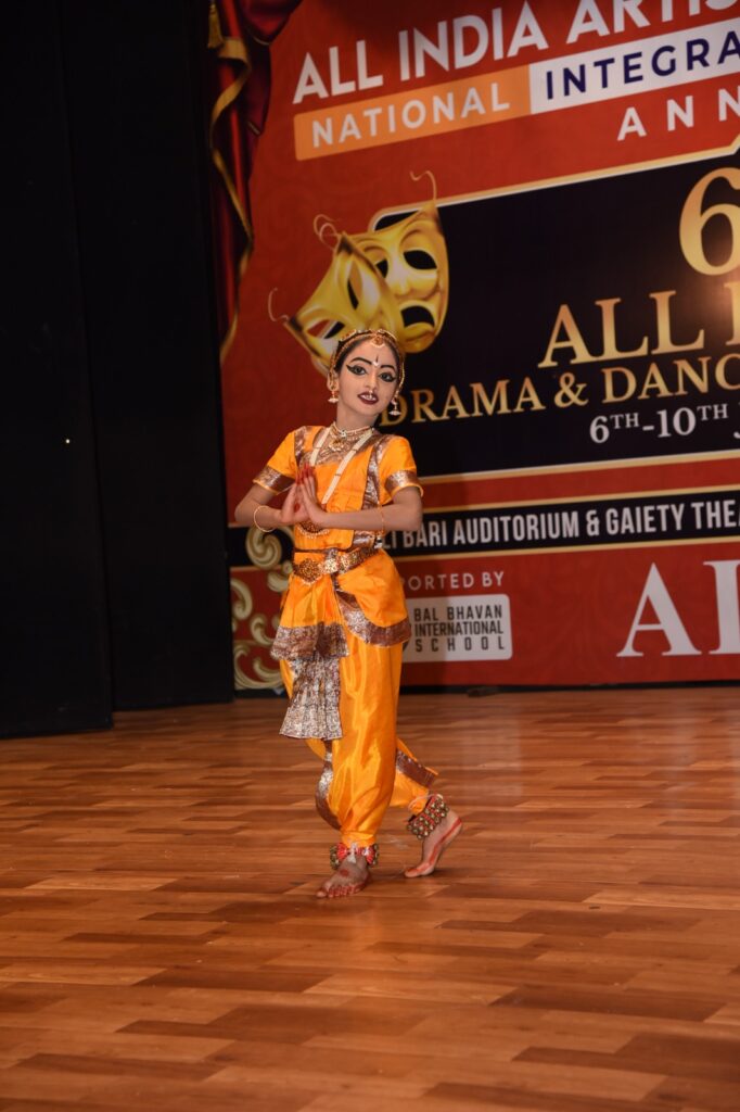 Mumbai's Aavya Gupta receives Special Appreciation Award in All India ...