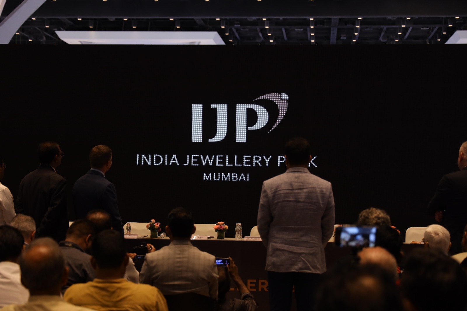 The World’s 2nd Largest Gem & Jewellery Trade Show IIJS Premiere 2023 ...